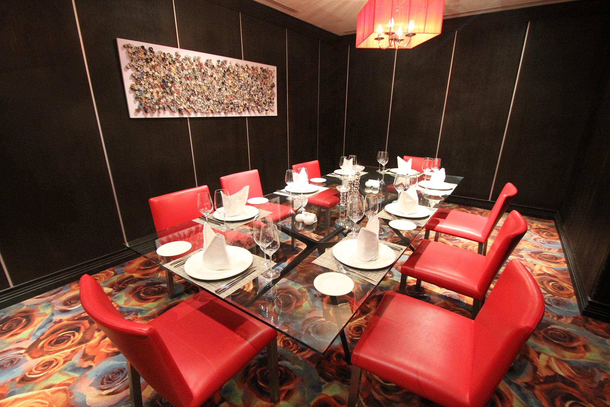 Landmark Amman Hotel & Conference Center Exterior photo Private dining room