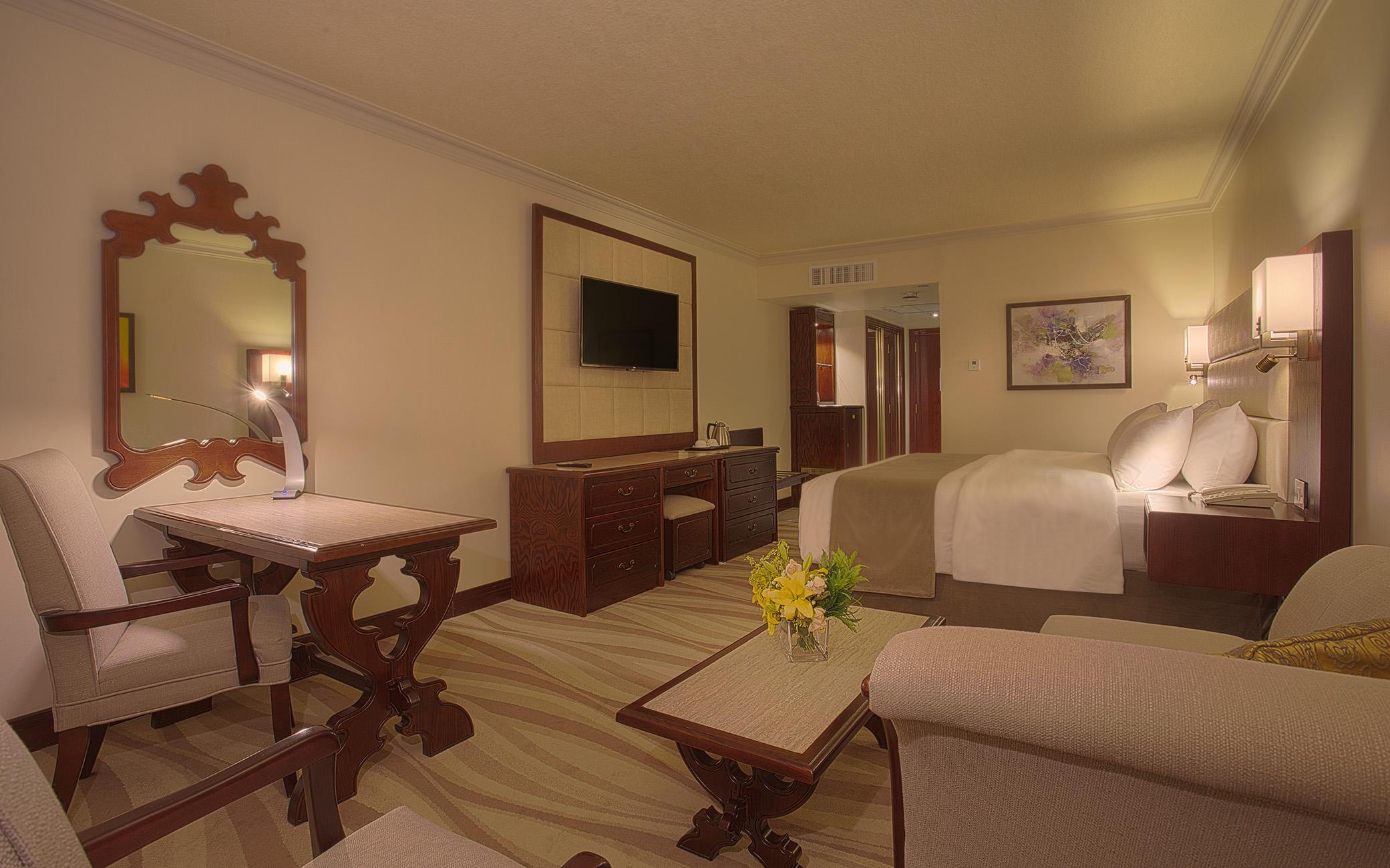 Landmark Amman Hotel & Conference Center Exterior photo A room at the hotel
