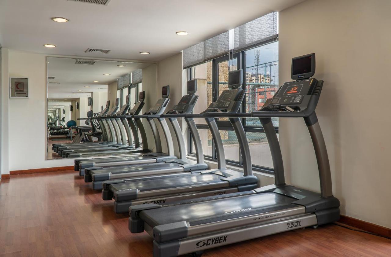 Landmark Amman Hotel & Conference Center Exterior photo Treadmills